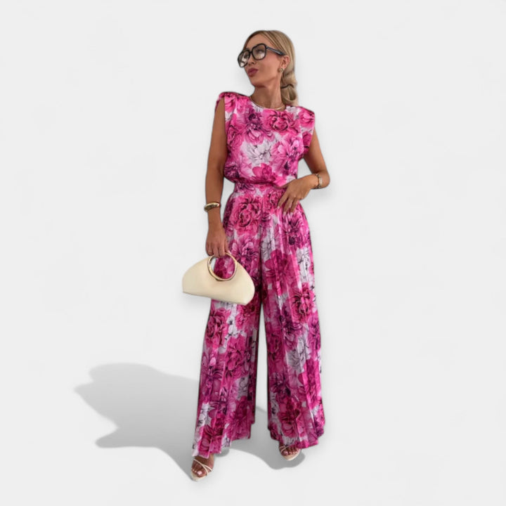 Summer Outfit: Top and Pants Set
